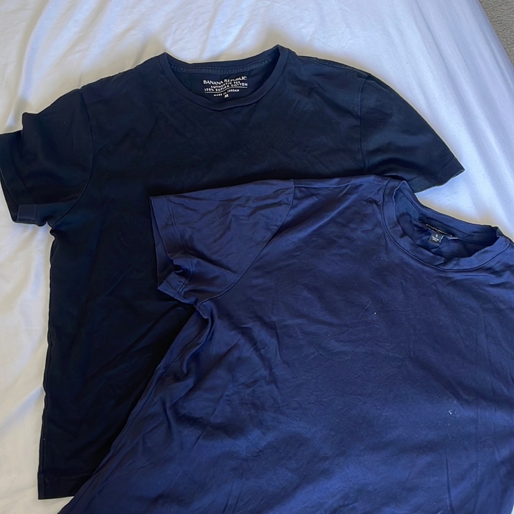 Two banana republic tee